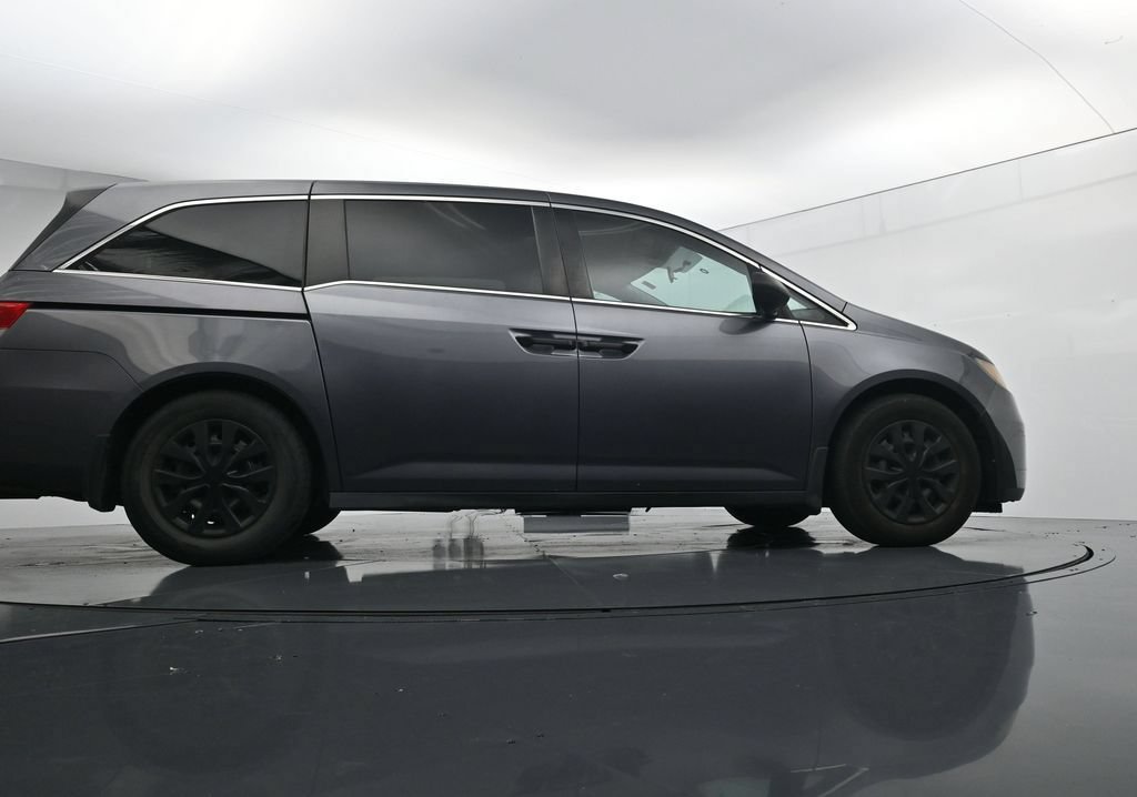 Used 2016 Honda Odyssey LX image 24