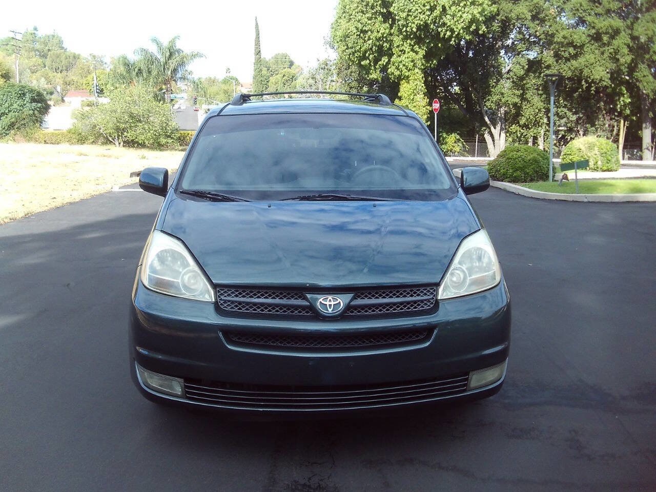Used 2004 Toyota Sienna XLE image 5