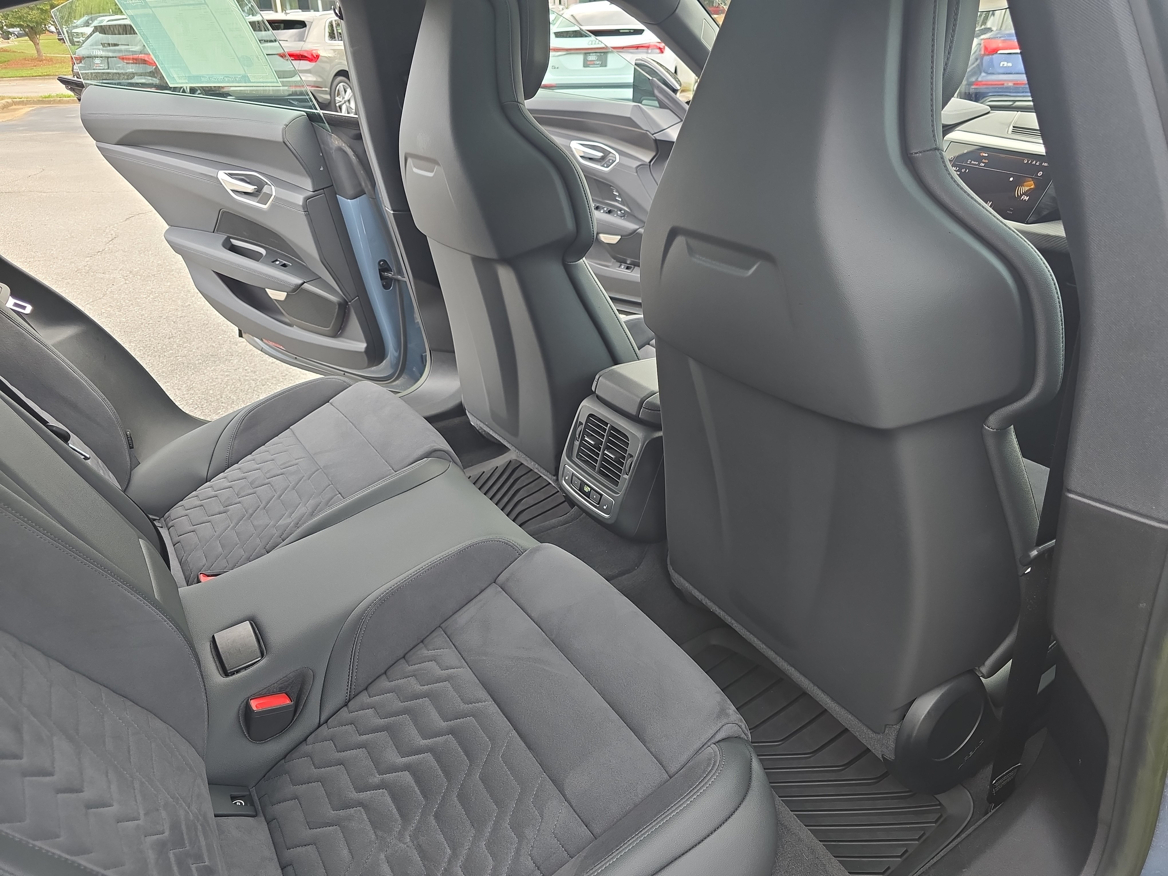 Used 2023 Audi e-tron GT Premium Plus w/ Performance Package AWD/4WD image 11