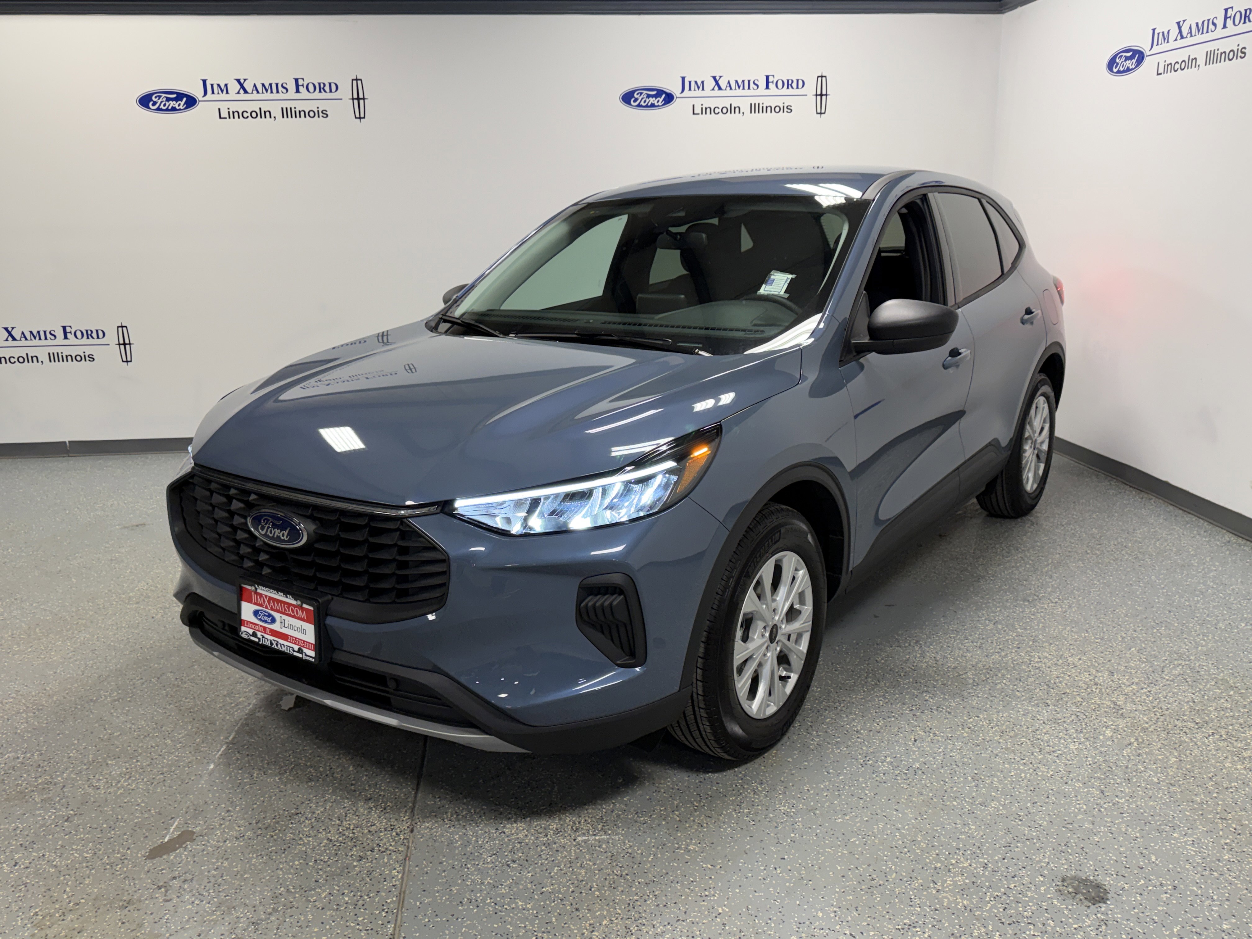 New 2026 Ford Escape Active w/ Cold Weather Package image 3