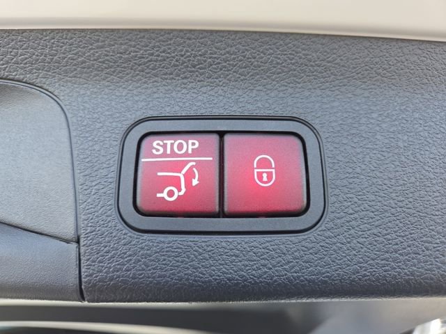 Used 2024 Mercedes-Benz GLS 450 4MATIC image 21