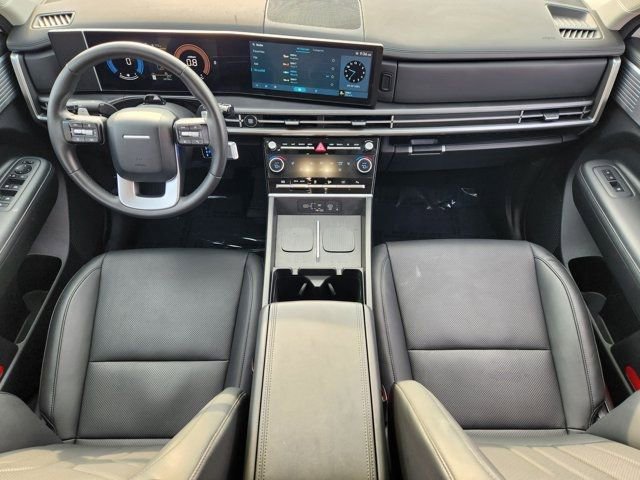 Used 2025 Hyundai Santa Fe SEL image 26