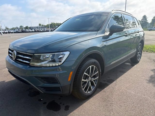 Used 2020 Volkswagen Tiguan SE FWD image 2