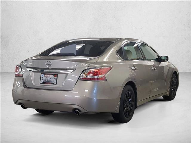 Used 2015 Nissan Altima 2.5 S w/ Power Driver Seat Package image 5
