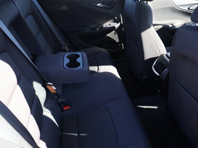Used 2021 Chevrolet Malibu LT image 13