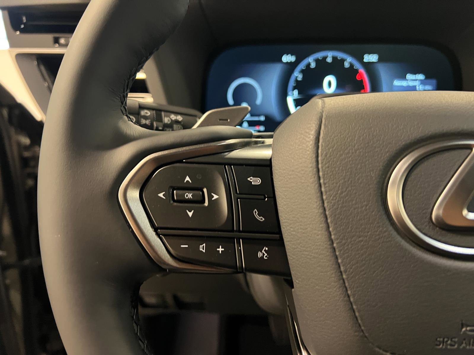 Used 2026 Lexus GX 550 w/ Accessory Package (2T) image 13