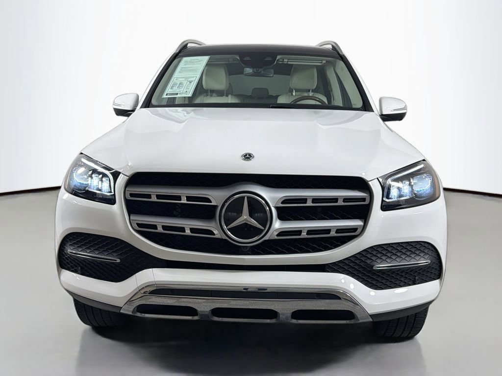 Used 2022 Mercedes-Benz GLS 450 4MATIC image 2