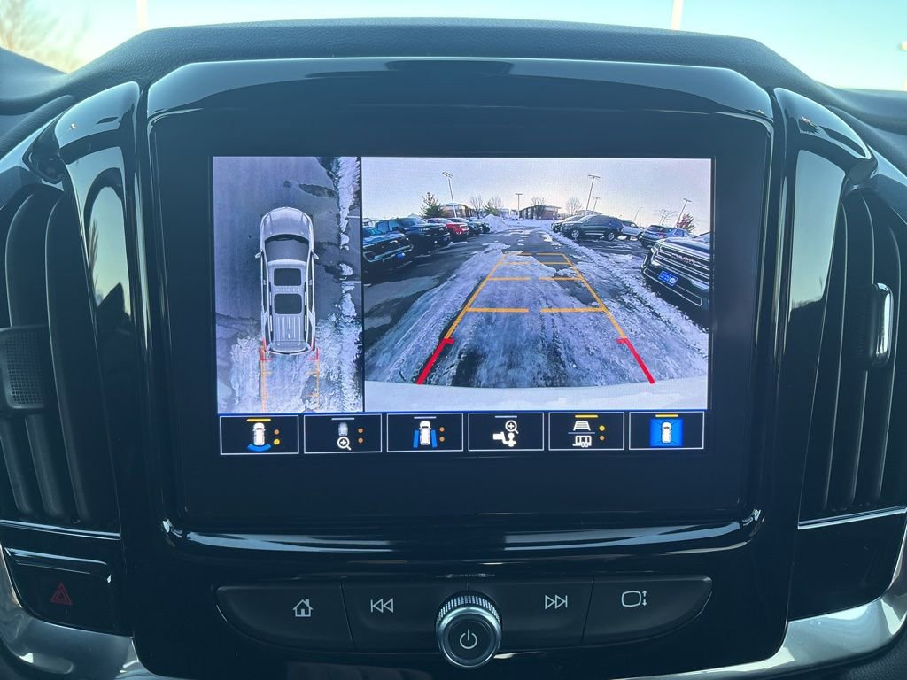 Used 2023 Chevrolet Traverse Premier image 27