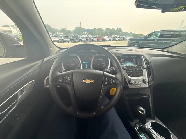 Used 2016 Chevrolet Equinox LS FWD image 16