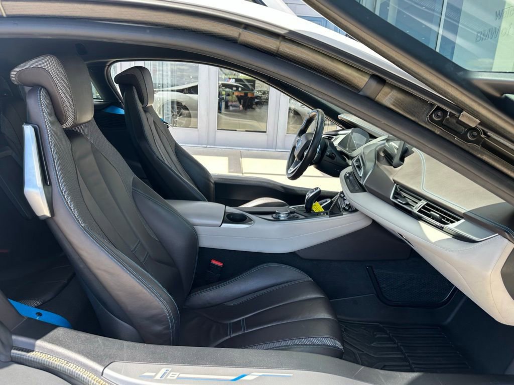 Used 2016 BMW i8 AWD/4WD image 17