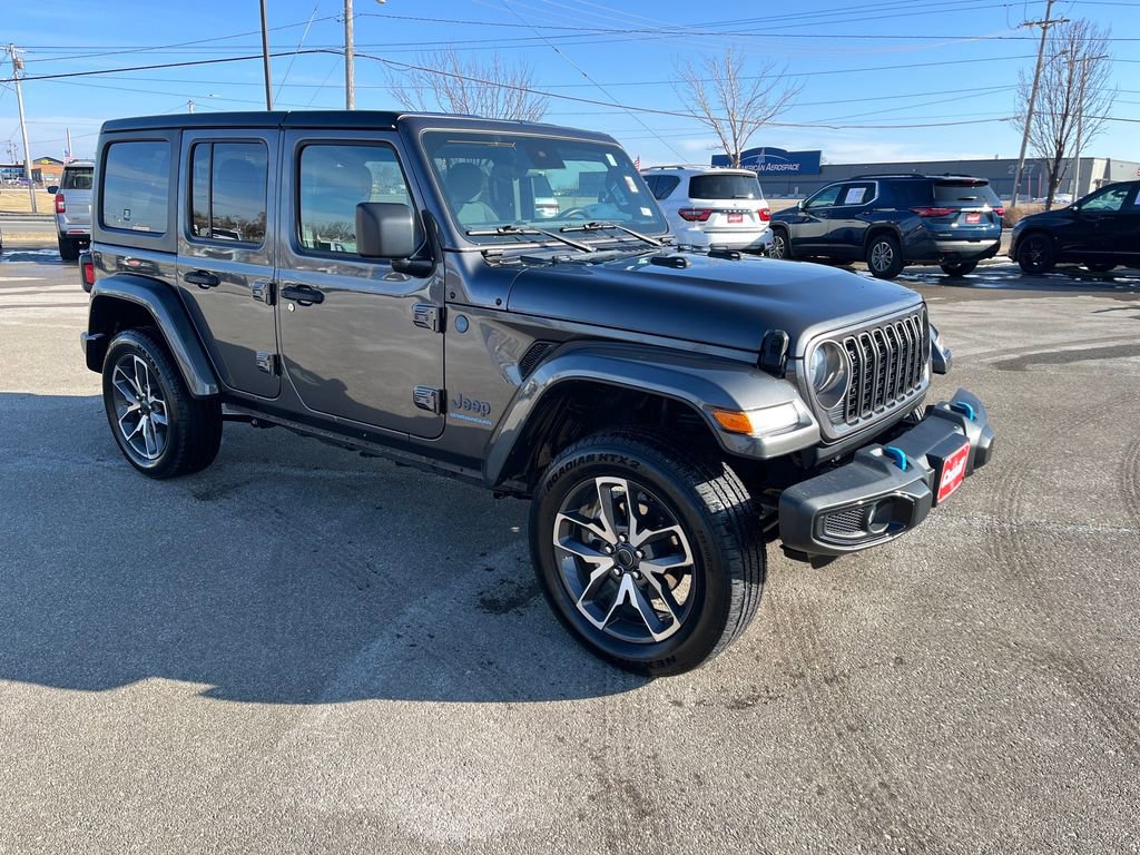Used 2024 Jeep Wrangler Unlimited w/ Convenience Group image 9