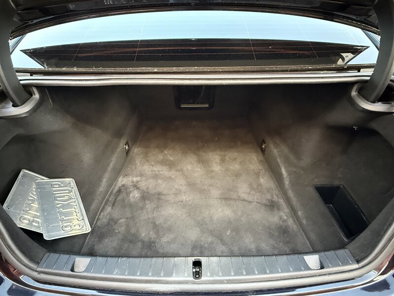 Used 2017 BMW 740i RWD image 39