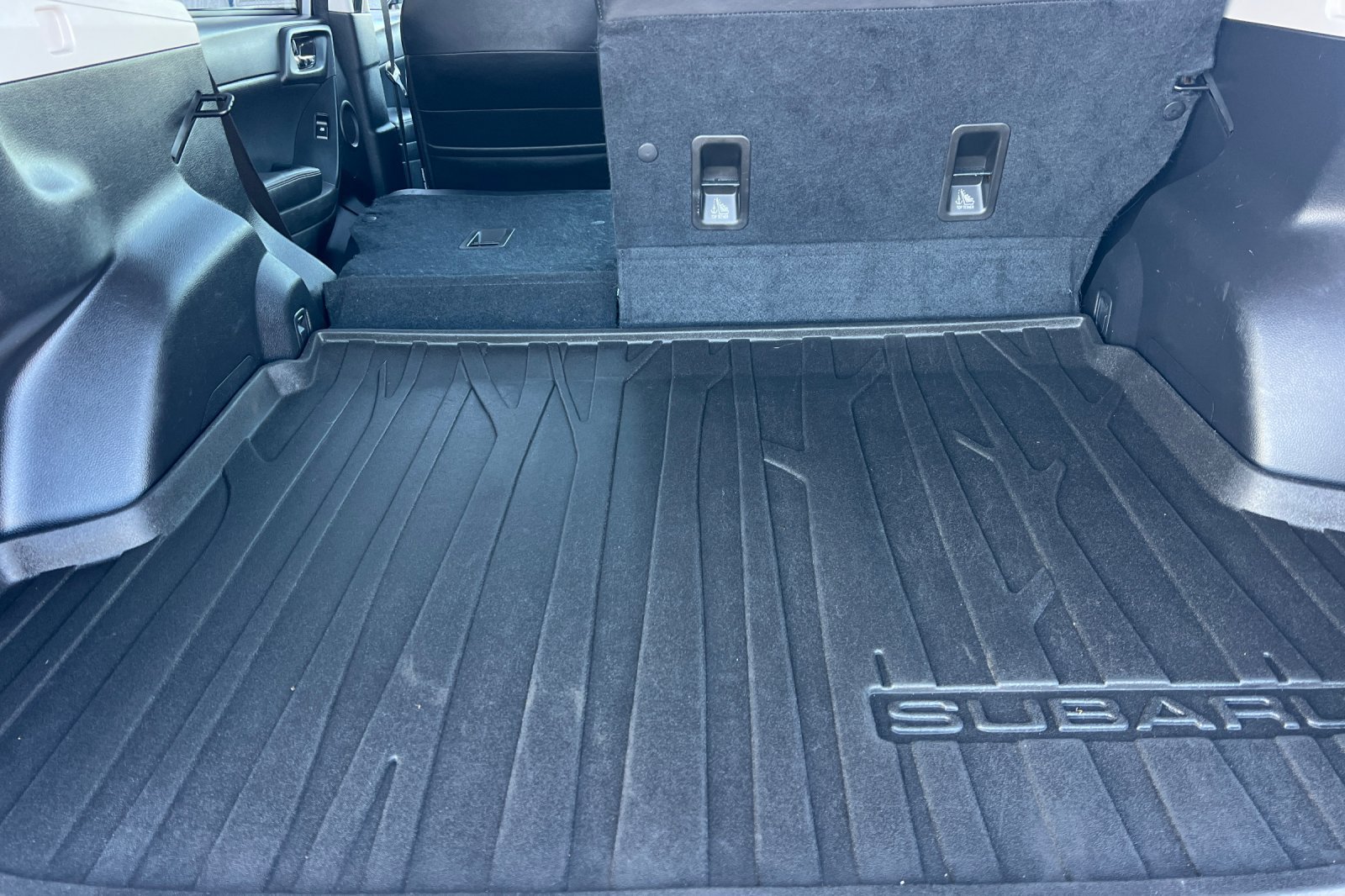 Used 2014 Subaru Forester 2.5i Touring AWD/4WD image 16