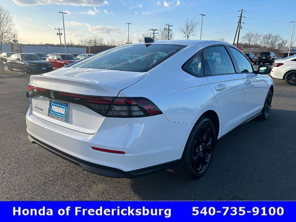 Certified 2025 Honda Accord SE image 6