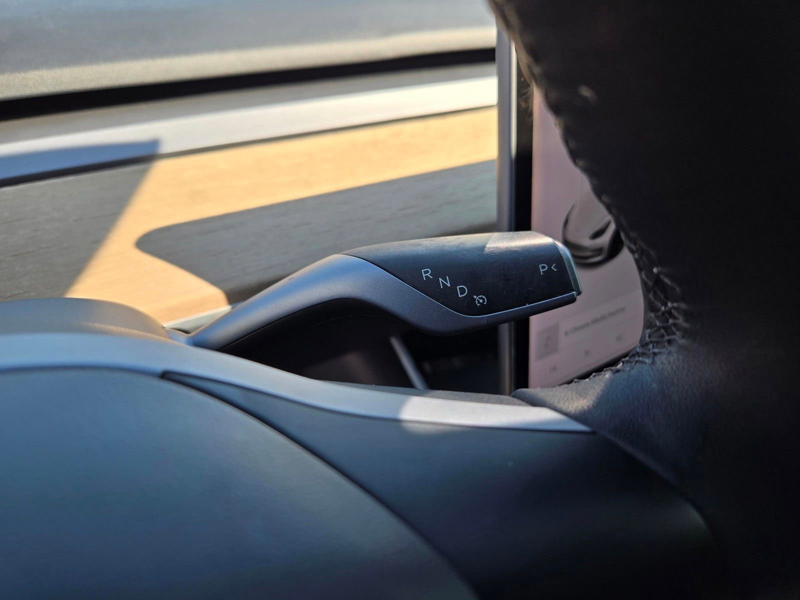 Used 2020 Tesla Model 3 Standard Range Plus image 17