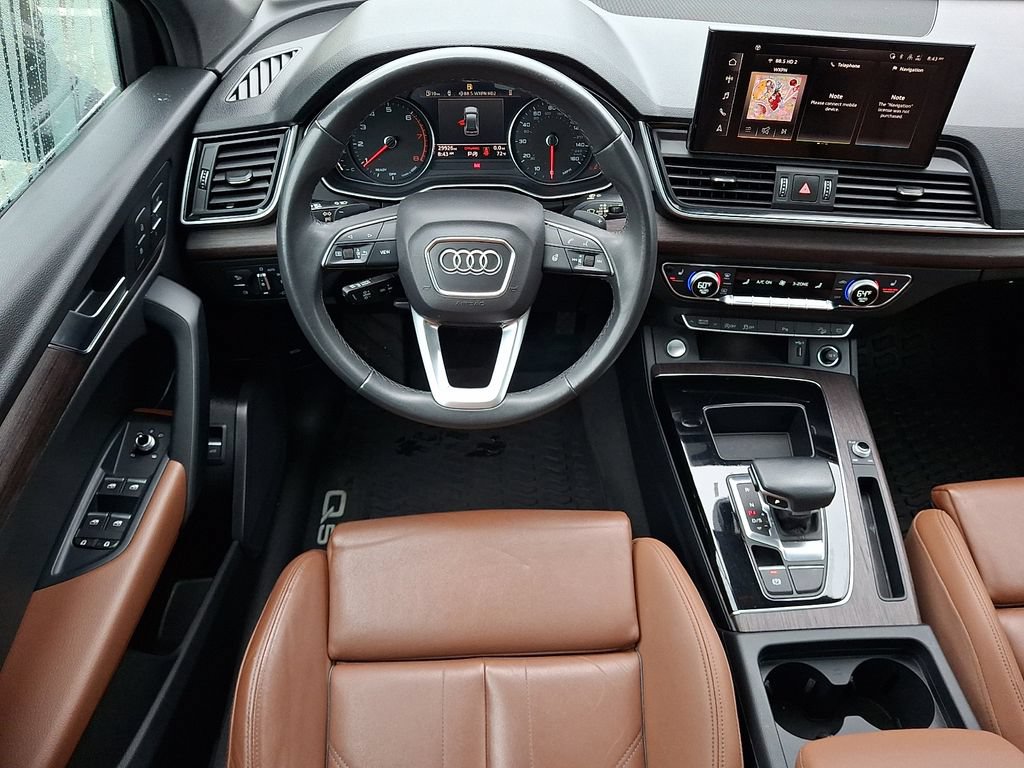 Used 2024 Audi Q5 2.0T Premium w/ Convenience Package AWD/4WD image 12