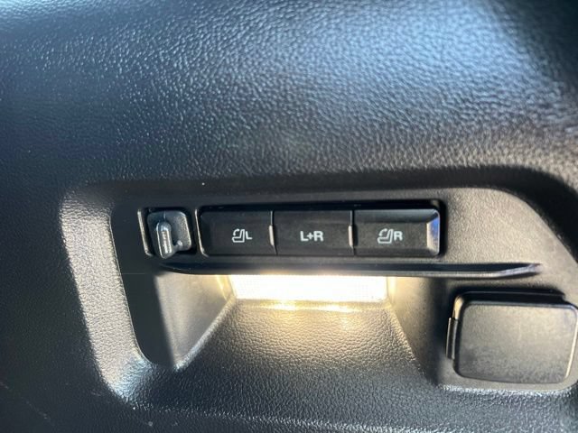 Certified 2025 Ford Explorer ST AWD/4WD image 17