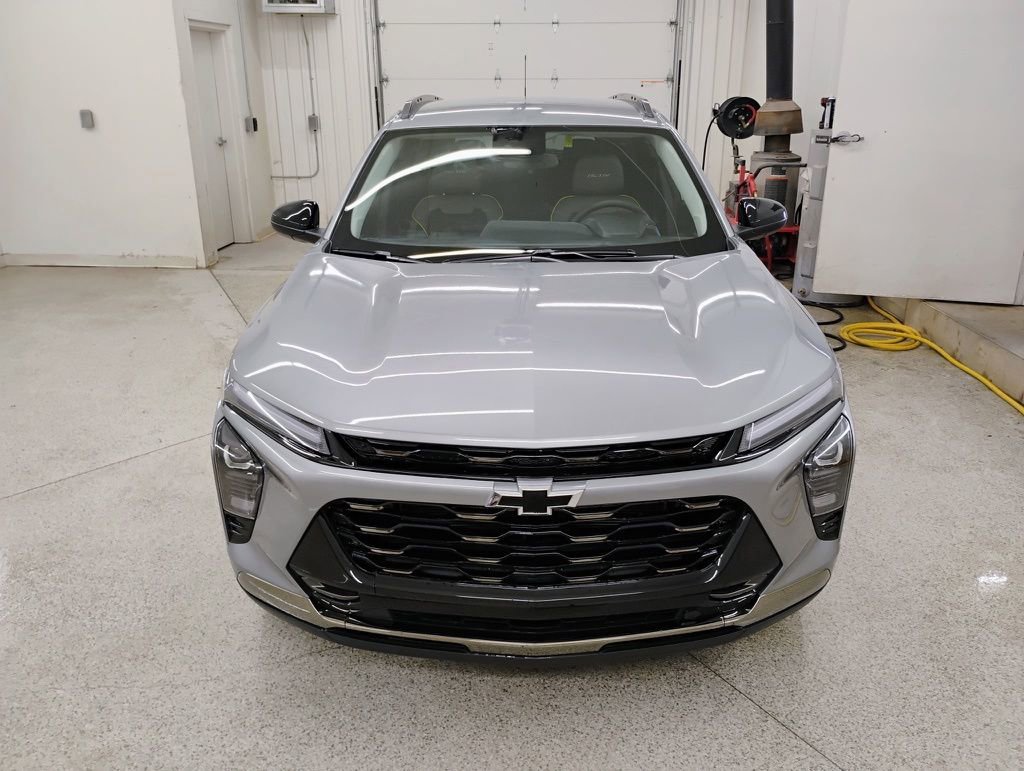 New 2026 Chevrolet Trax ACTIV w/ Driver Confidence Package image 2