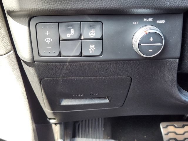 Used 2018 Kia Soul ! w/ Tech Package FWD image 22