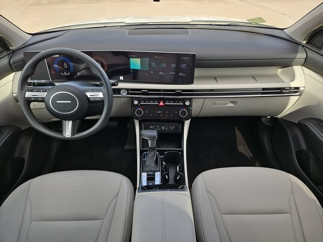 Used 2025 Hyundai Tucson SEL FWD image 9
