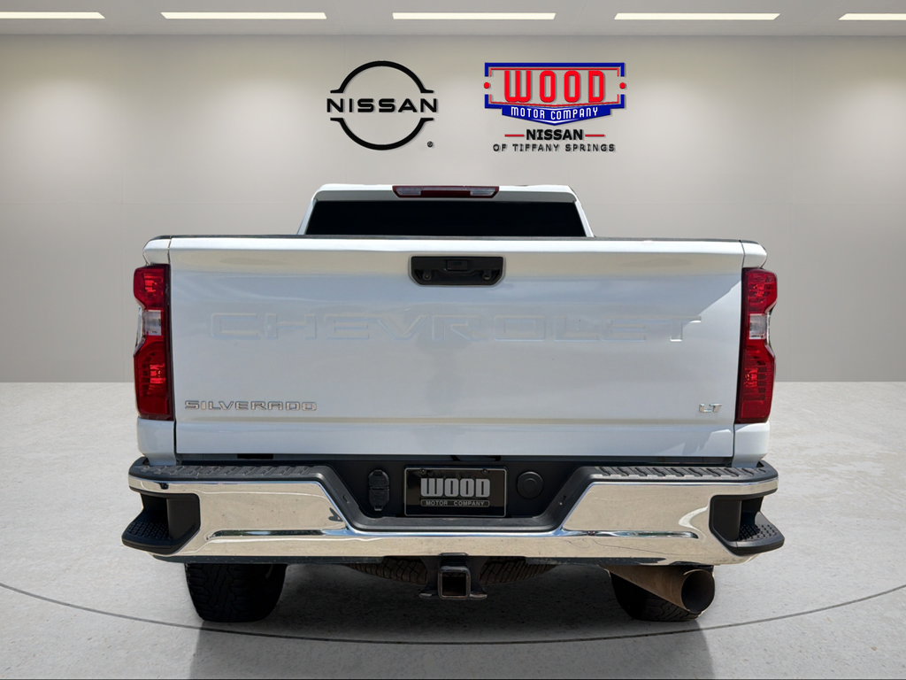 Used 2023 Chevrolet Silverado 2500 LT AWD/4WD image 3
