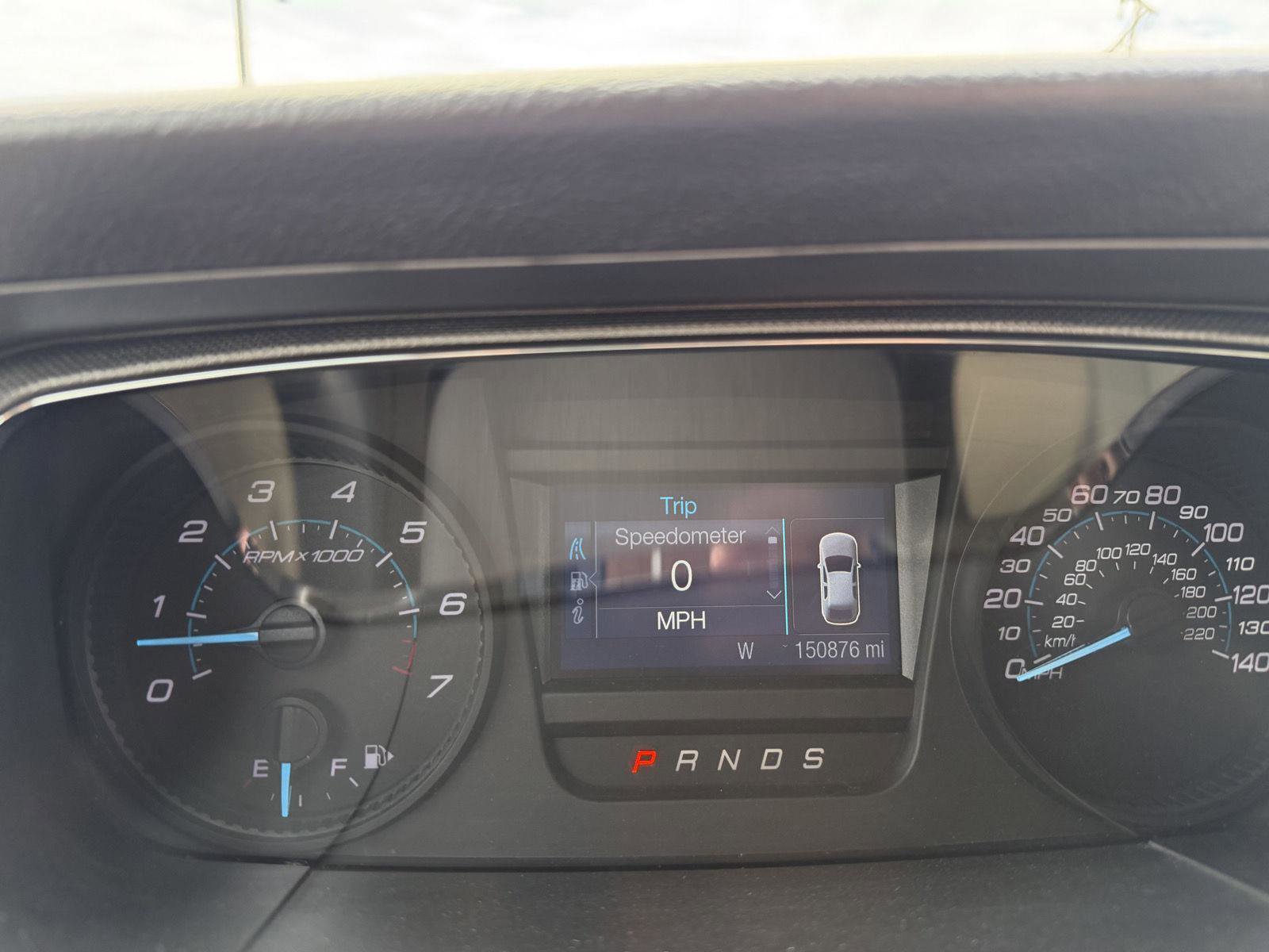 Used 2018 Ford Taurus SE FWD image 12