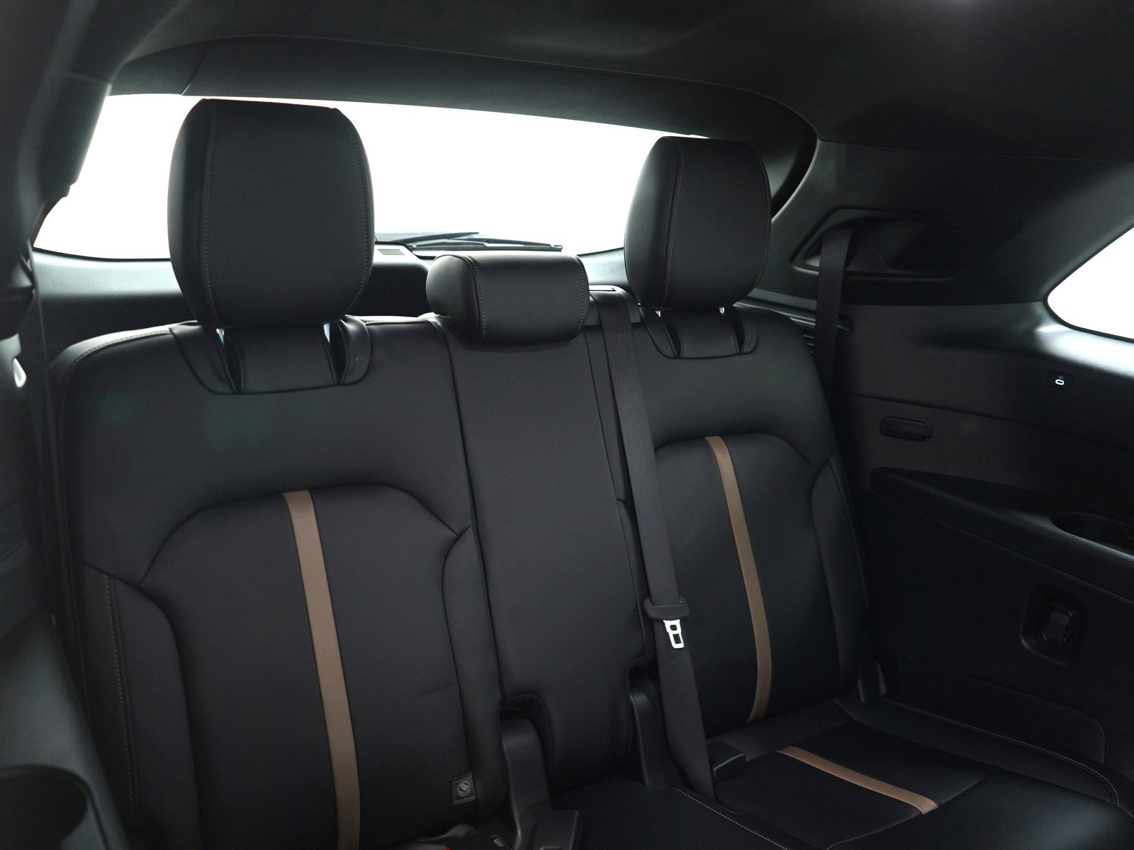 Certified 2025 MAZDA CX-90 Plug-In Hybrid w/ Premium Plus image 11