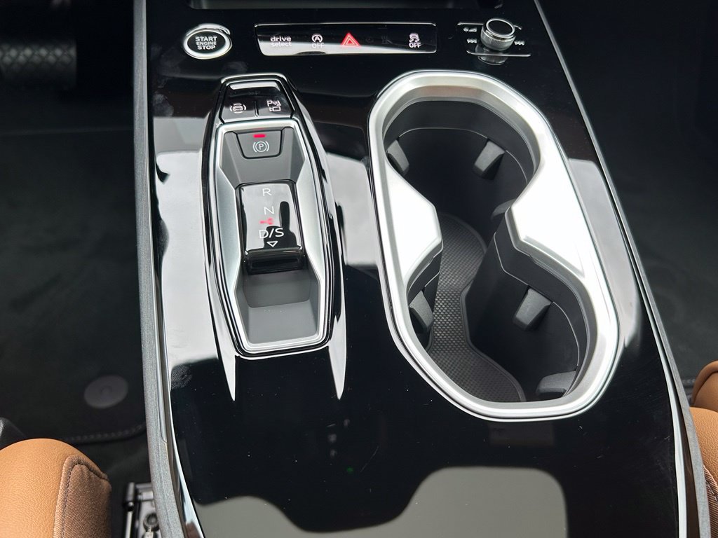 New 2026 Audi A6 Premium Plus AWD/4WD image 35