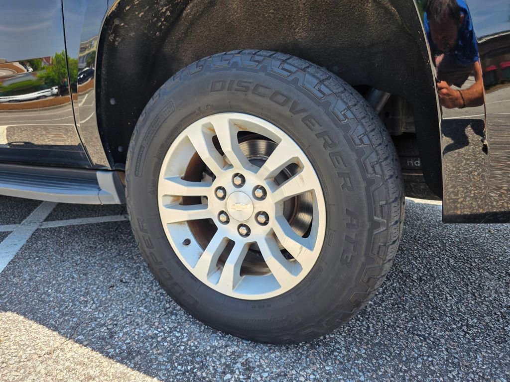 Certified 2019 Chevrolet Suburban LT AWD/4WD image 33