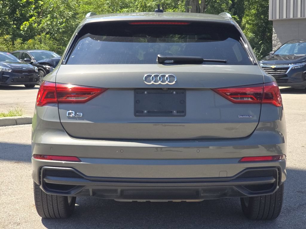 Used 2020 Audi Q3 2.0T Premium Plus w/ Premium Plus Package AWD/4WD image 14