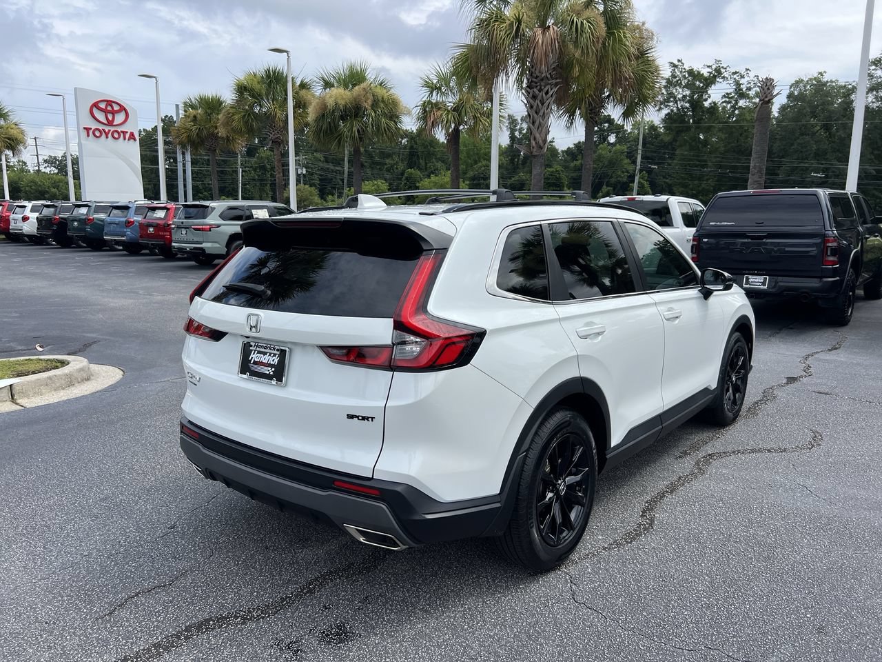 Used 2024 Honda CR-V Sport image 10