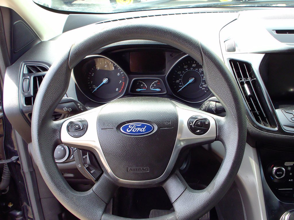 Used 2015 Ford Escape SE w/ Equipment Group 201A AWD/4WD image 10