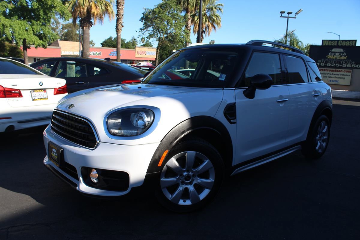 Used 2018 MINI Cooper Countryman FWD image 2