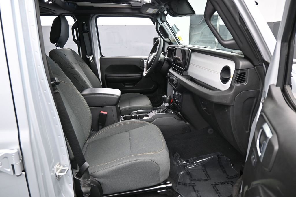 Used 2024 Jeep Wrangler Sport S AWD/4WD image 37