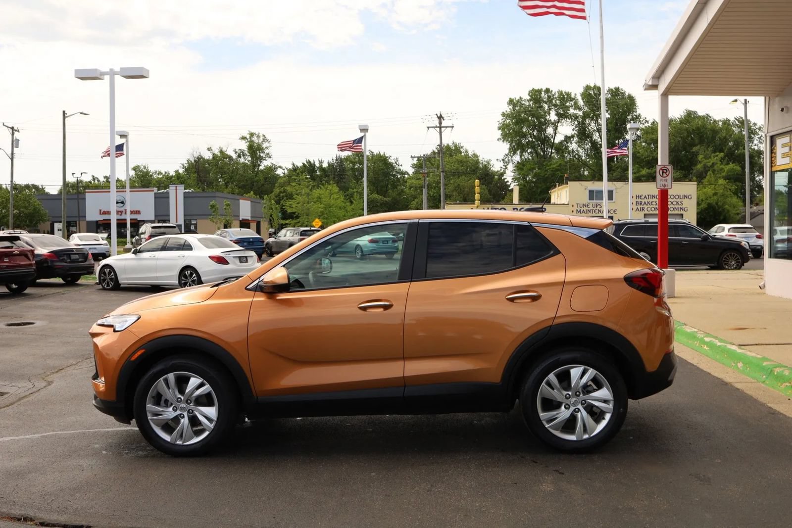 Used 2025 Buick Encore GX Preferred w/ Advanced Technology Package AWD/4WD image 8