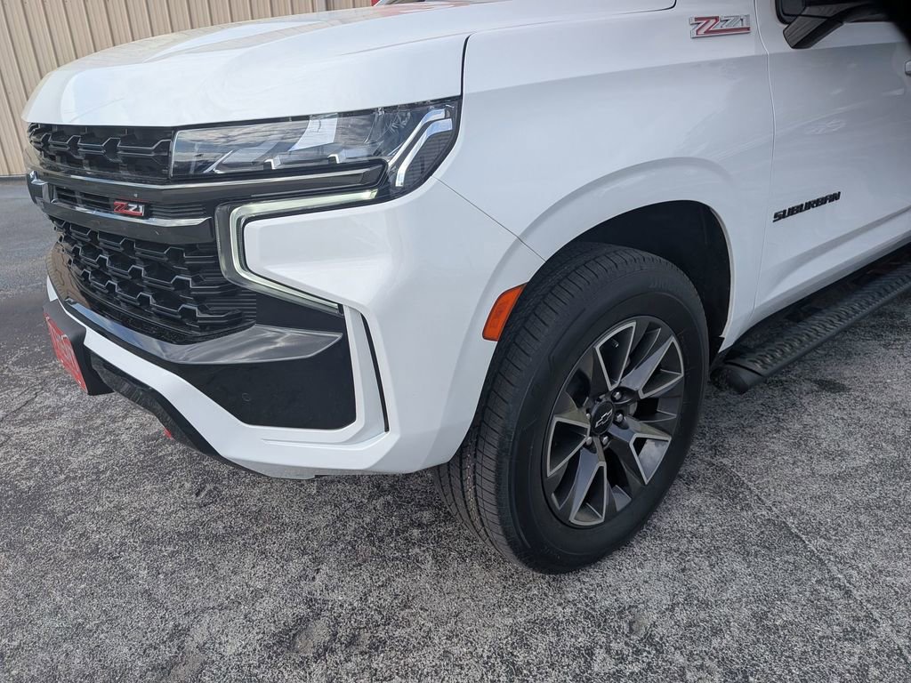 Used 2021 Chevrolet Suburban Z71 w/ Luxury Package image 9