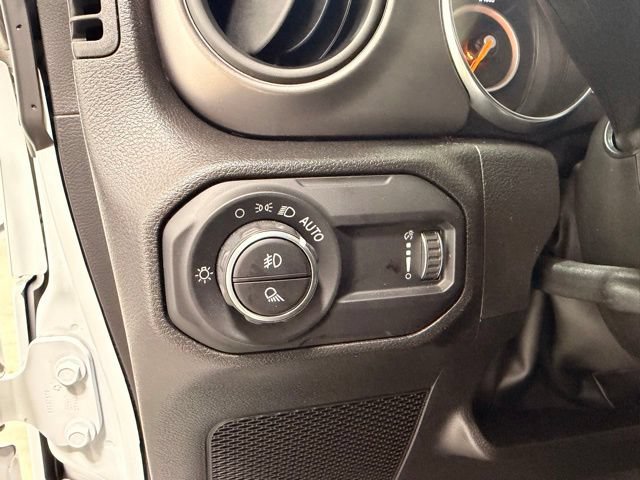 Used 2023 Jeep Gladiator Sport AWD/4WD image 23