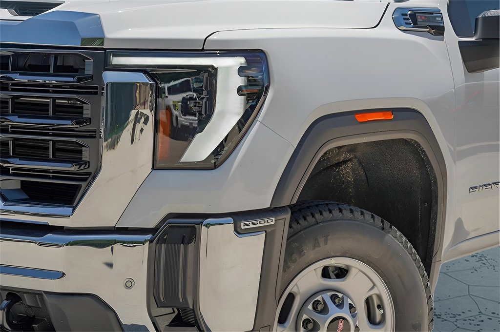 New 2025 GMC Sierra 2500 Pro w/ 1SA Pro Safety Plus Package image 42