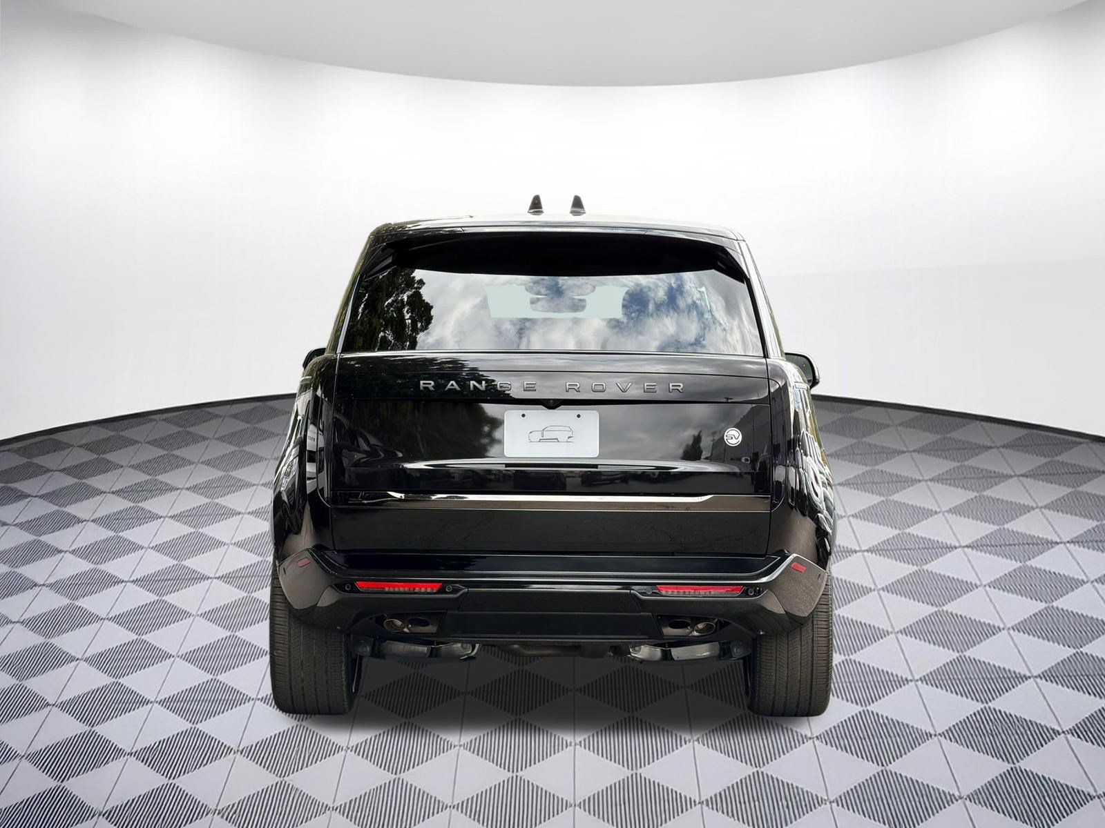 New 2026 Land Rover Range Rover SV AWD/4WD image 10