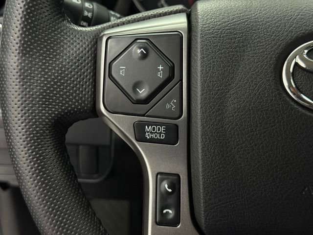 Used 2022 Toyota Tacoma SR5 w/ SR5 Appearance Package (SM) AWD/4WD image 11