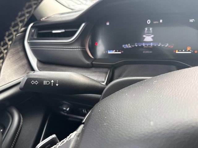 Used 2022 Jeep Grand Cherokee Limited image 34