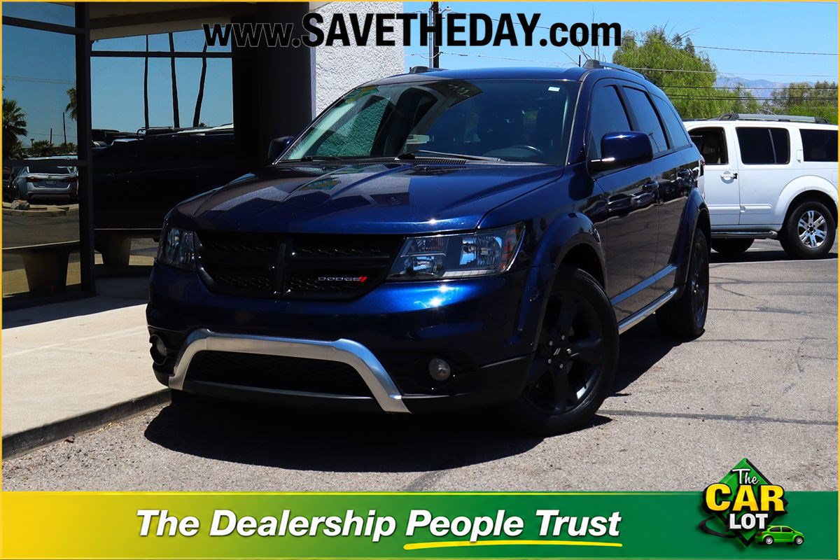 Used 2020 Dodge Journey Crossroad FWD image 1