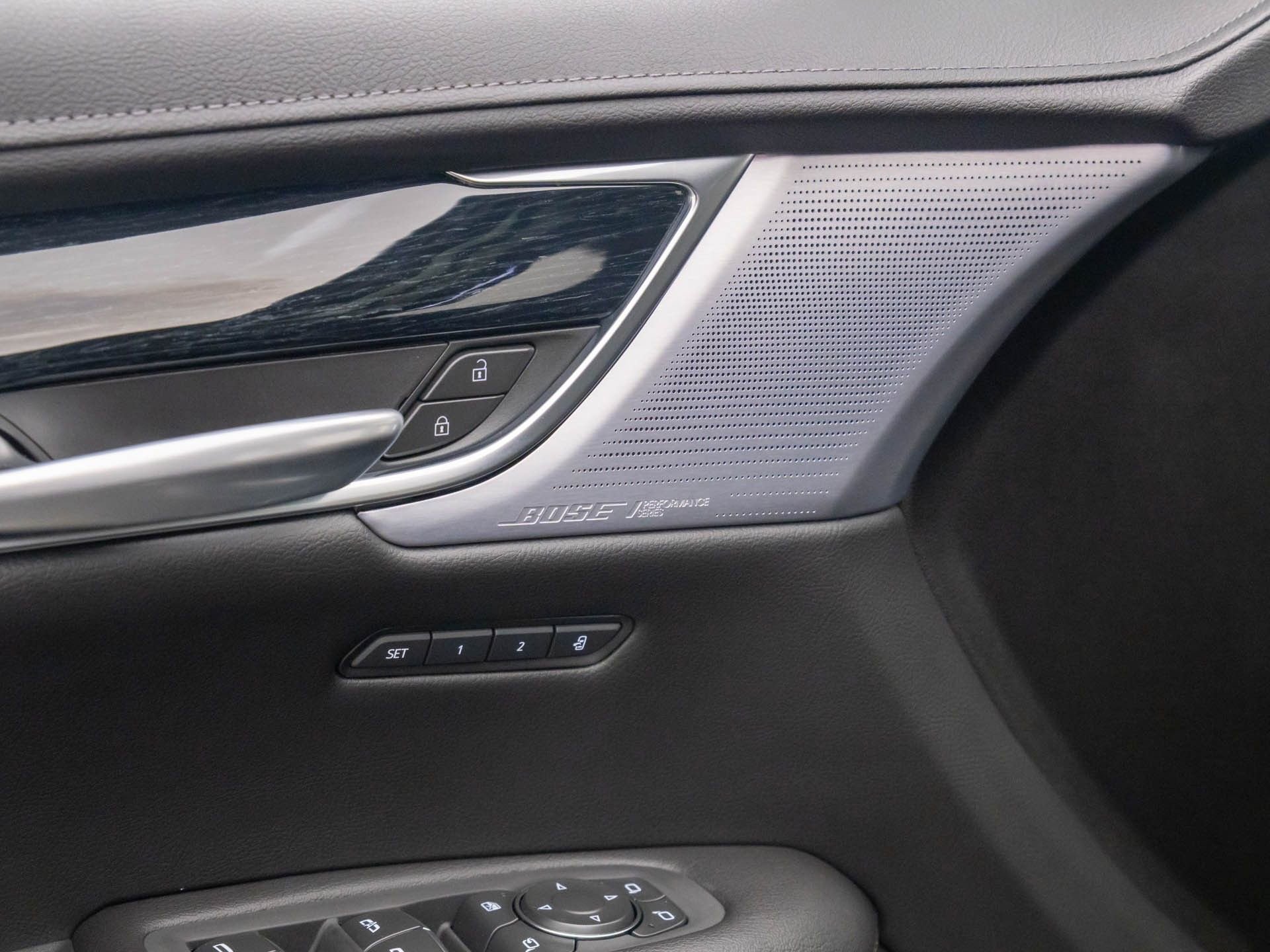 New 2025 Cadillac XT5 Premium Luxury image 13