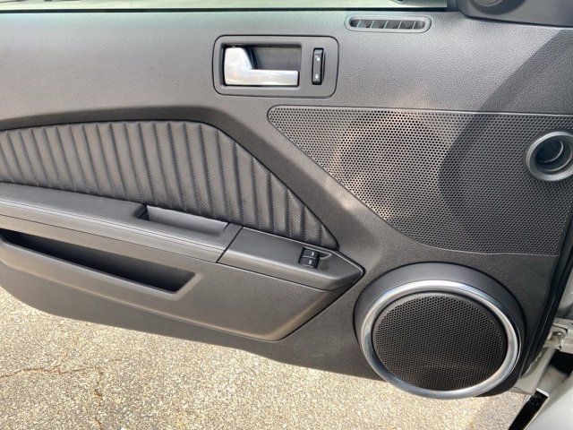 Used 2010 Ford Mustang Shelby GT500 image 28