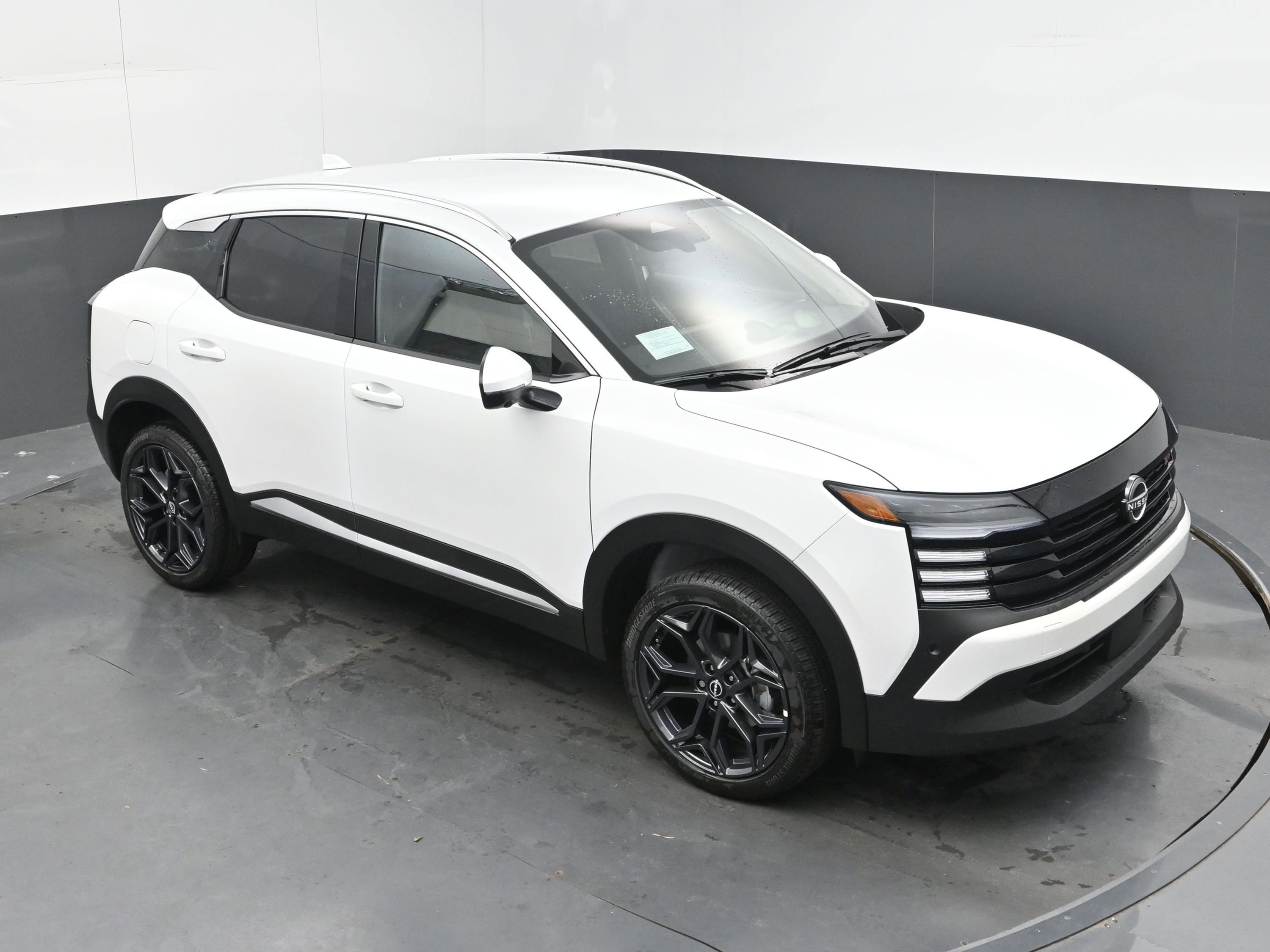 New 2025 Nissan Kicks SR image 41