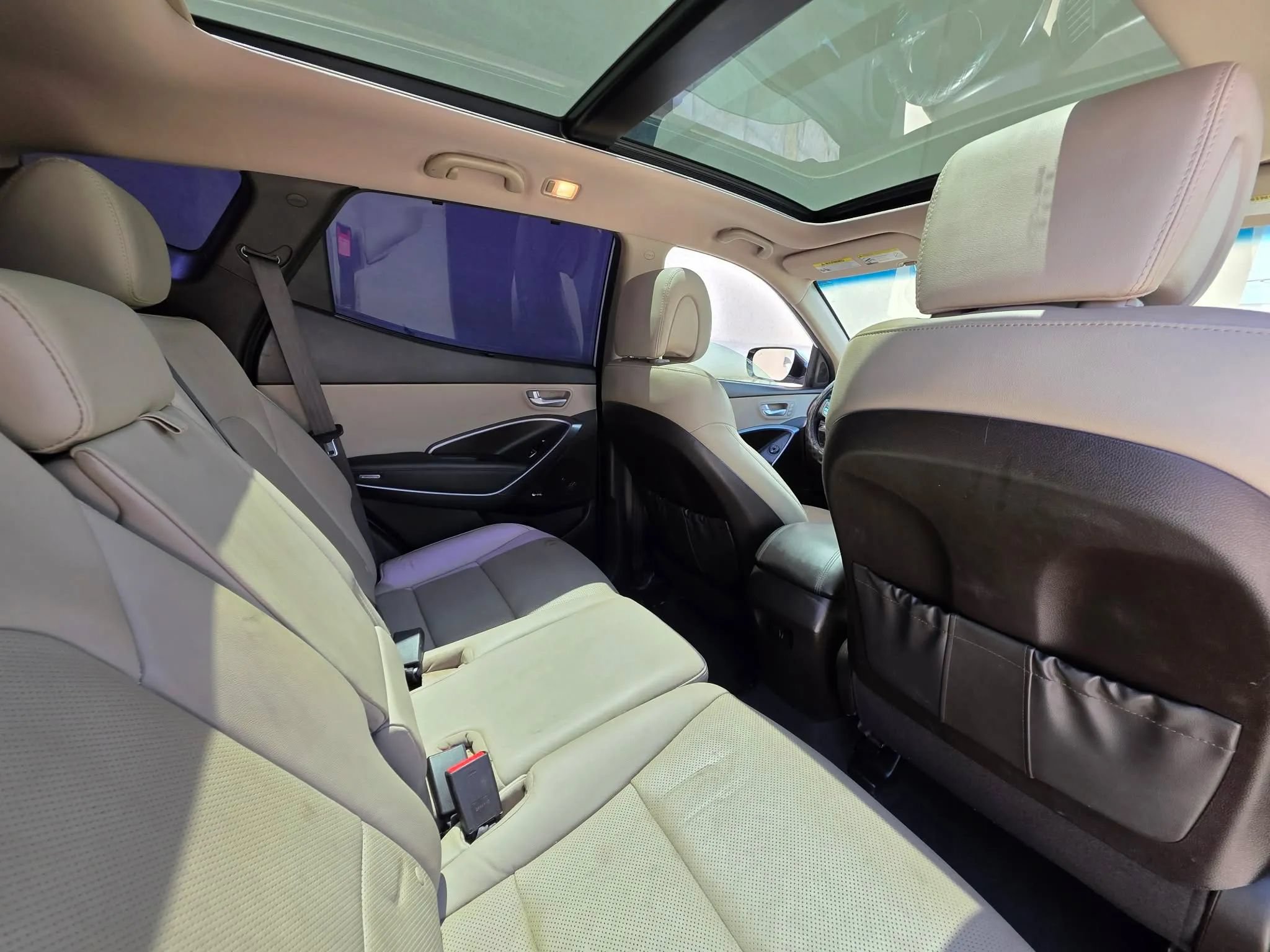 Used 2018 Hyundai Santa Fe Sport w/ Cargo Package FWD image 15