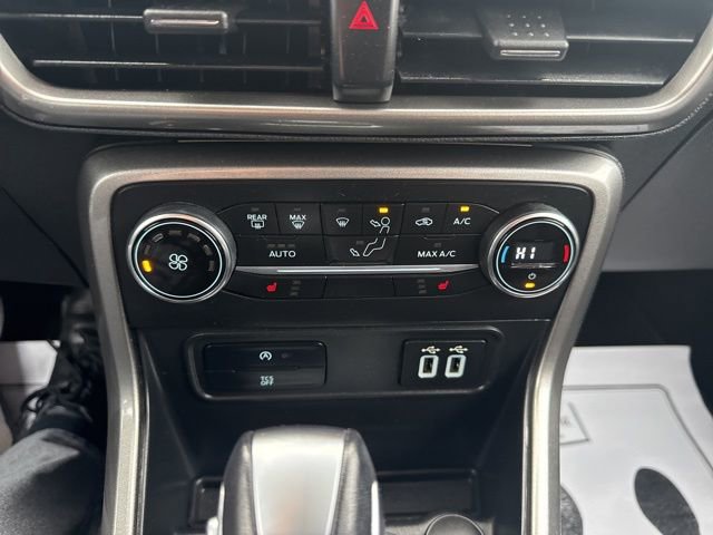 Used 2020 Ford EcoSport SE w/ SE Convenience Package image 20