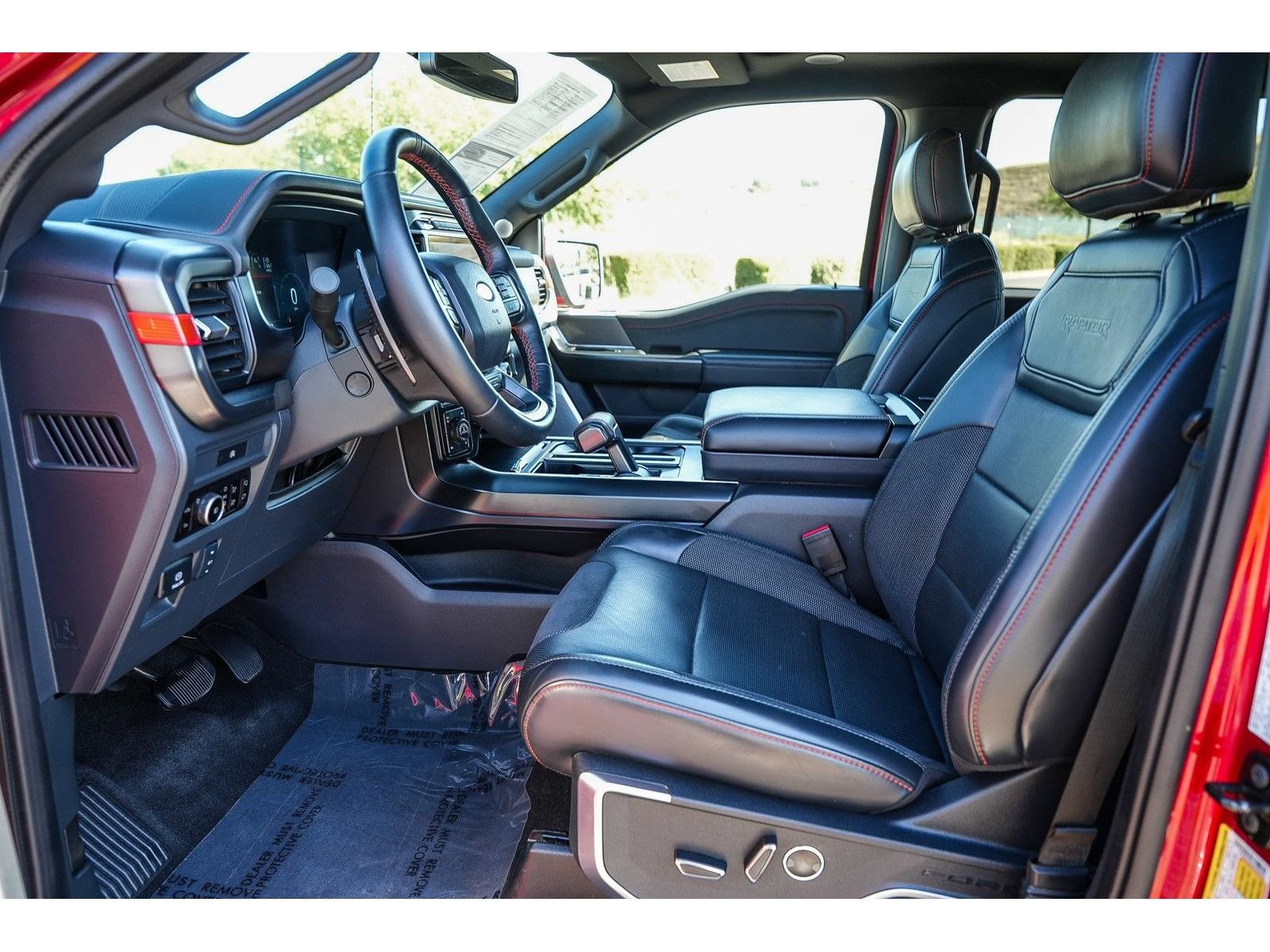 Used 2025 Ford F150 Raptor AWD/4WD image 17