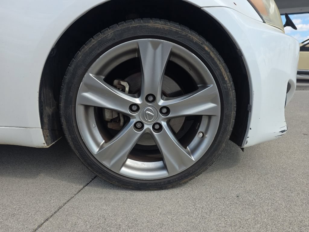 Used 2012 Lexus IS 250 w/ Premium Pkg Value Edition RWD image 7