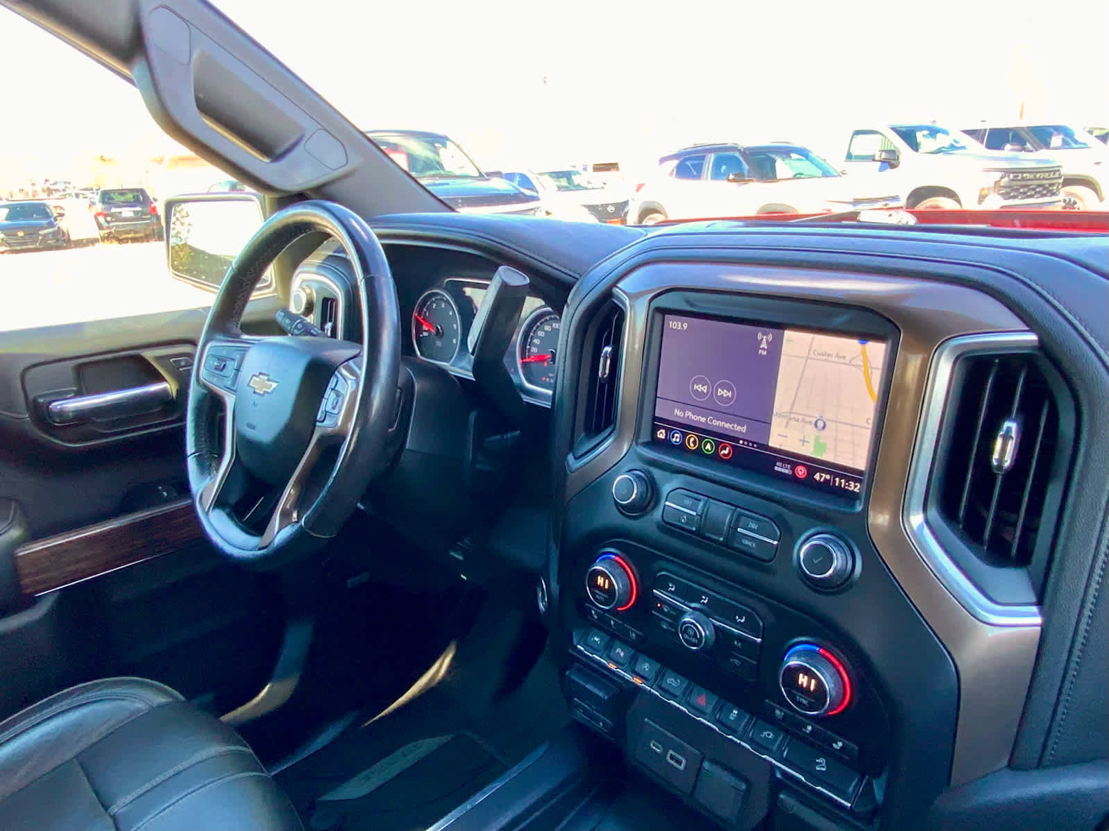Used 2019 Chevrolet Silverado 1500 High Country image 40